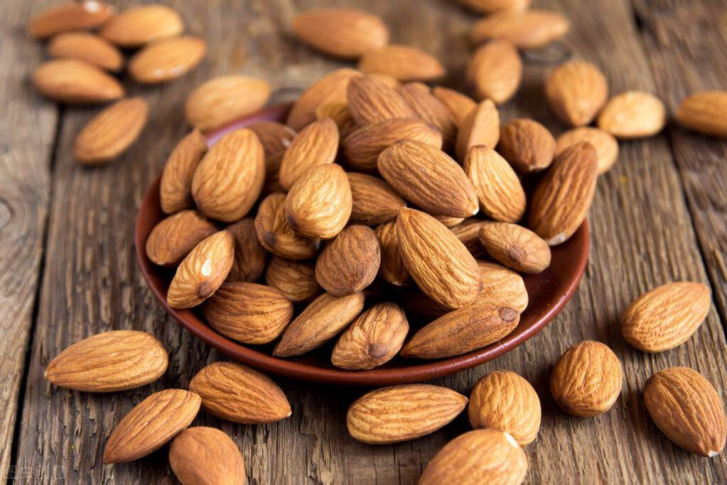 Organic Almonds